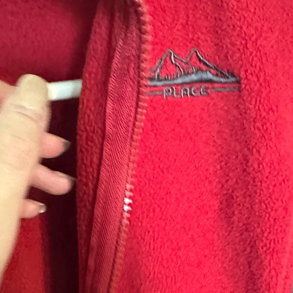 0075 The Children's Place Red and Gray Kids Jacket size‎ large